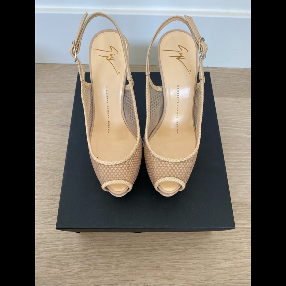 GIUSEPPE ZANOTTI Sharon Rina Carne Nude Heels 5.5